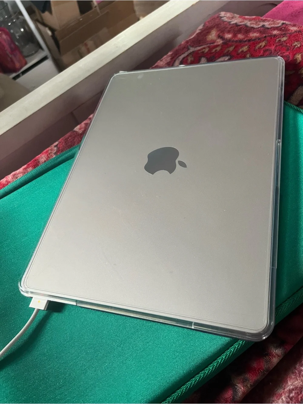 Apple 13 inch MacBook Pro Silver with Black Keyboard
